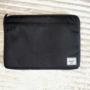 Herschel Classics Anchor 14" Laptop Sleeve Black